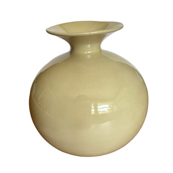 Vtg Studio Vase Ceramic Round 6 x 5 1/2 Cream Hand Made MCM - Picture 4 of 6